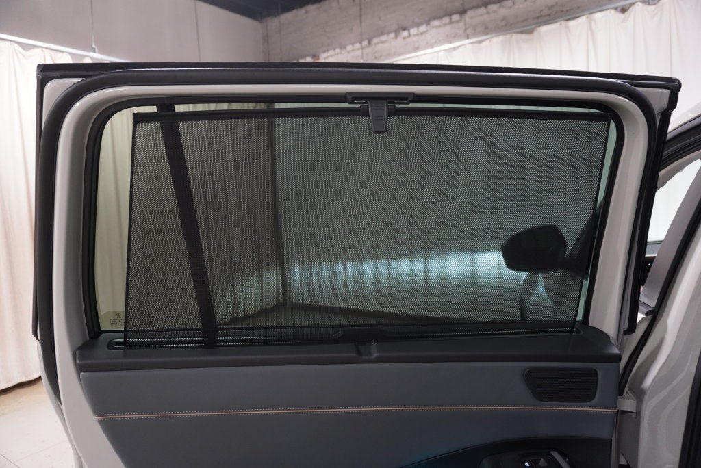 2027 Volkswagen Atlas SE w/Technology