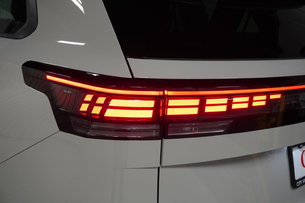 2027 Volkswagen Atlas SE w/Technology