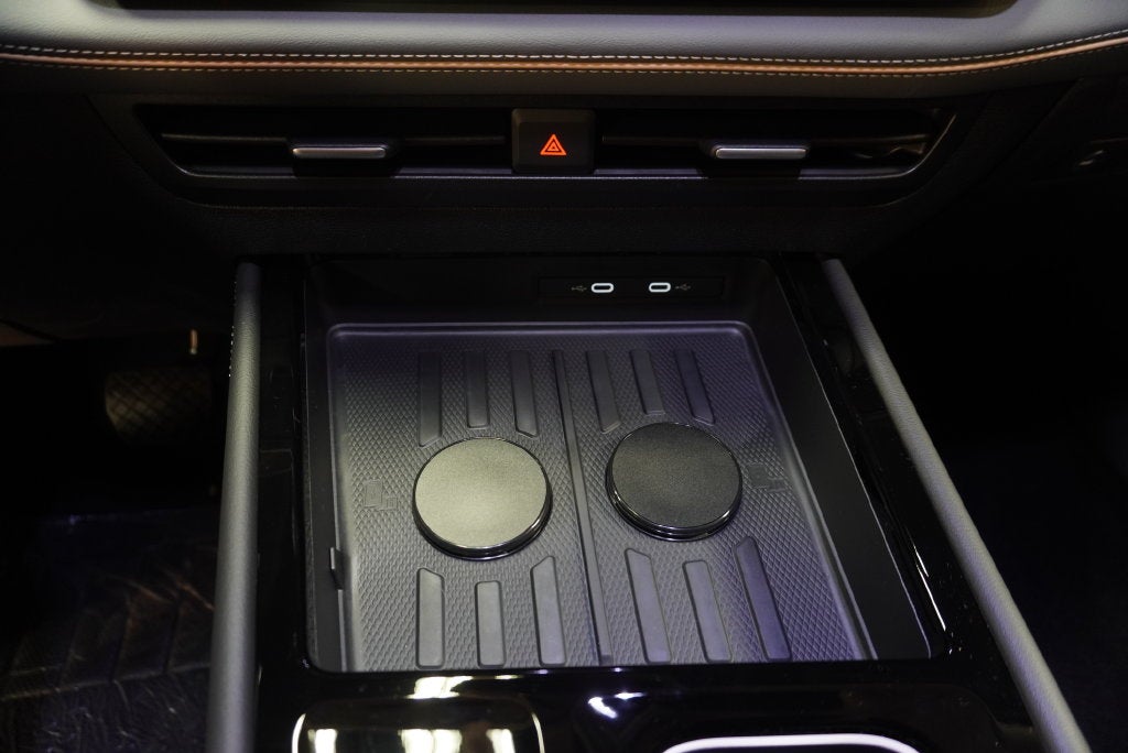 2027 Volkswagen Atlas SE w/Technology