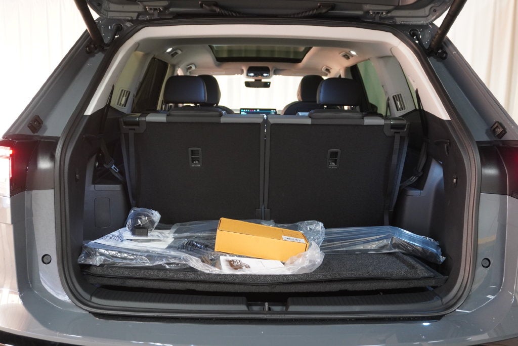 2027 Volkswagen Atlas SE w/Technology
