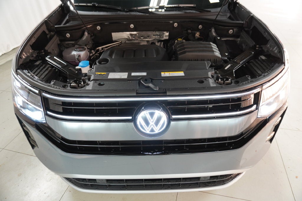 2027 Volkswagen Atlas SE w/Technology