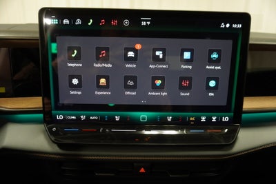 2027 Volkswagen Atlas SE w/Technology