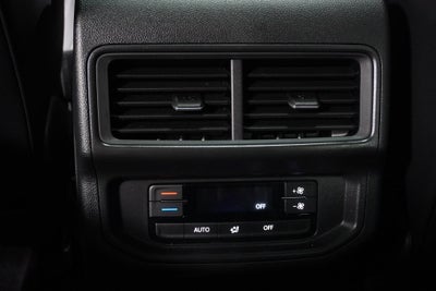 2027 Volkswagen Atlas SE w/Technology