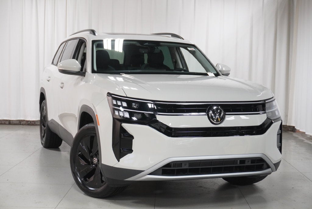 2027 Volkswagen Atlas SE w/Technology