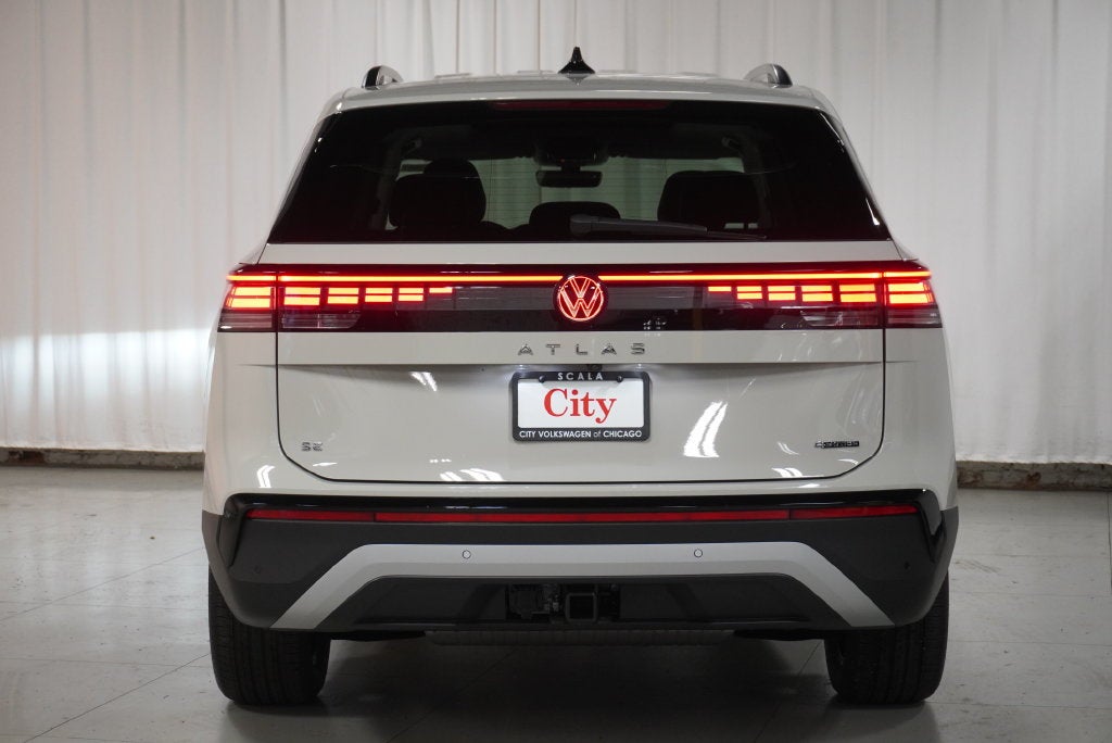 2027 Volkswagen Atlas SE w/Technology