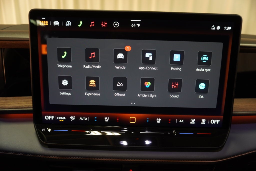 2027 Volkswagen Atlas SE w/Technology