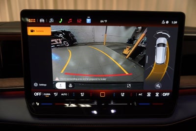 2027 Volkswagen Atlas SE w/Technology
