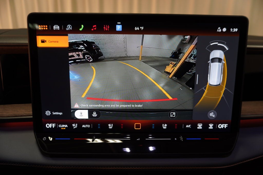 2027 Volkswagen Atlas SE w/Technology
