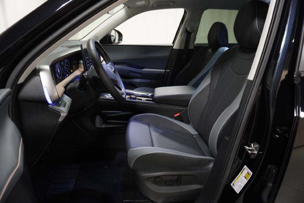 2027 Volkswagen Atlas SE w/Technology