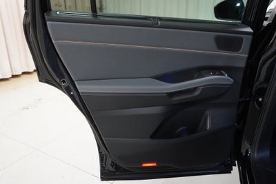 2027 Volkswagen Atlas SE w/Technology