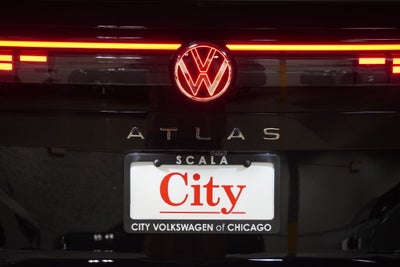 2027 Volkswagen Atlas SE w/Technology