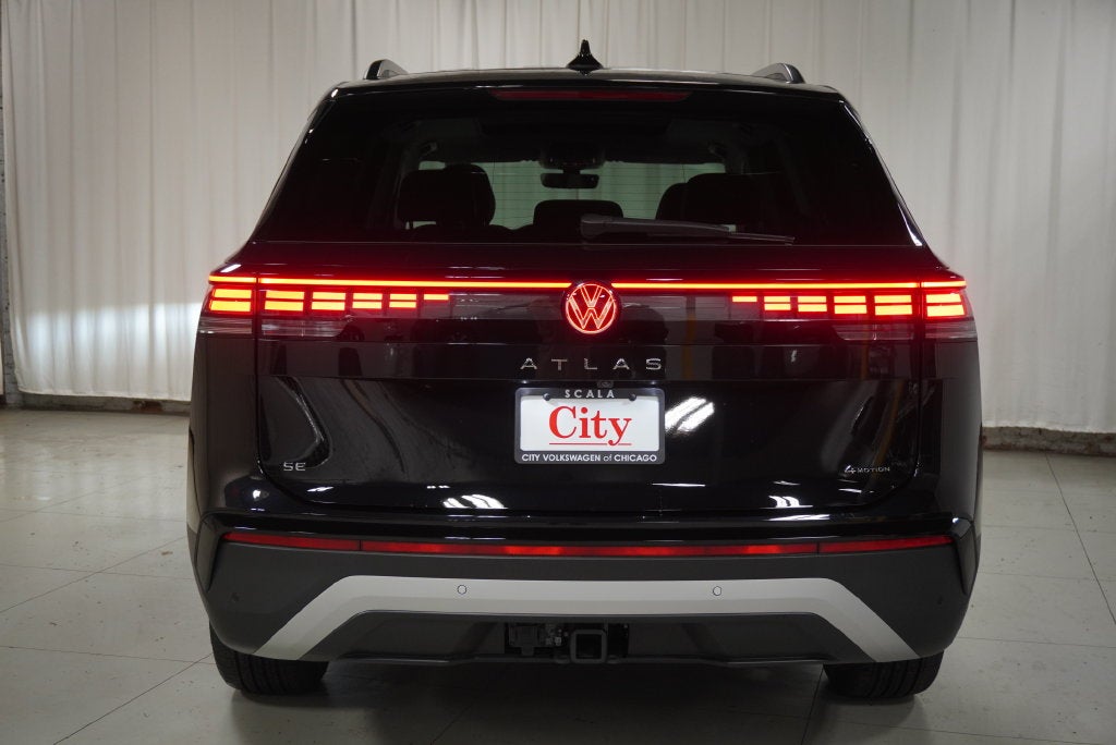 2027 Volkswagen Atlas SE w/Technology