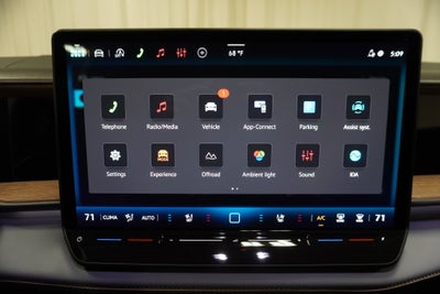 2027 Volkswagen Atlas SE w/Technology