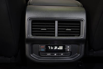 2027 Volkswagen Atlas SE w/Technology