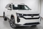 2027 Volkswagen Atlas SE w/Technology