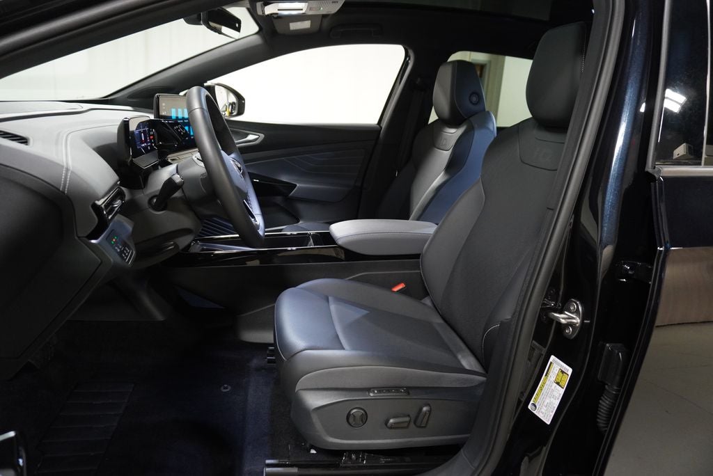 2023 Volkswagen ID.4 Pro S Plus