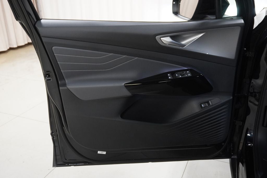 2023 Volkswagen ID.4 Pro S Plus