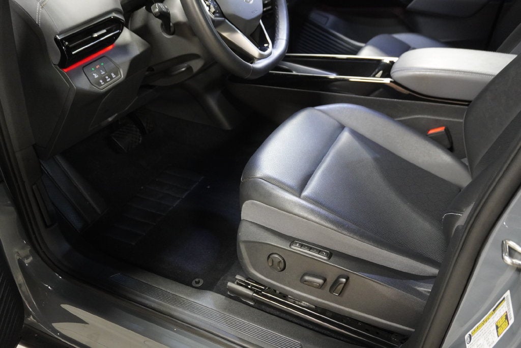 2023 Volkswagen ID.4 Pro S Plus