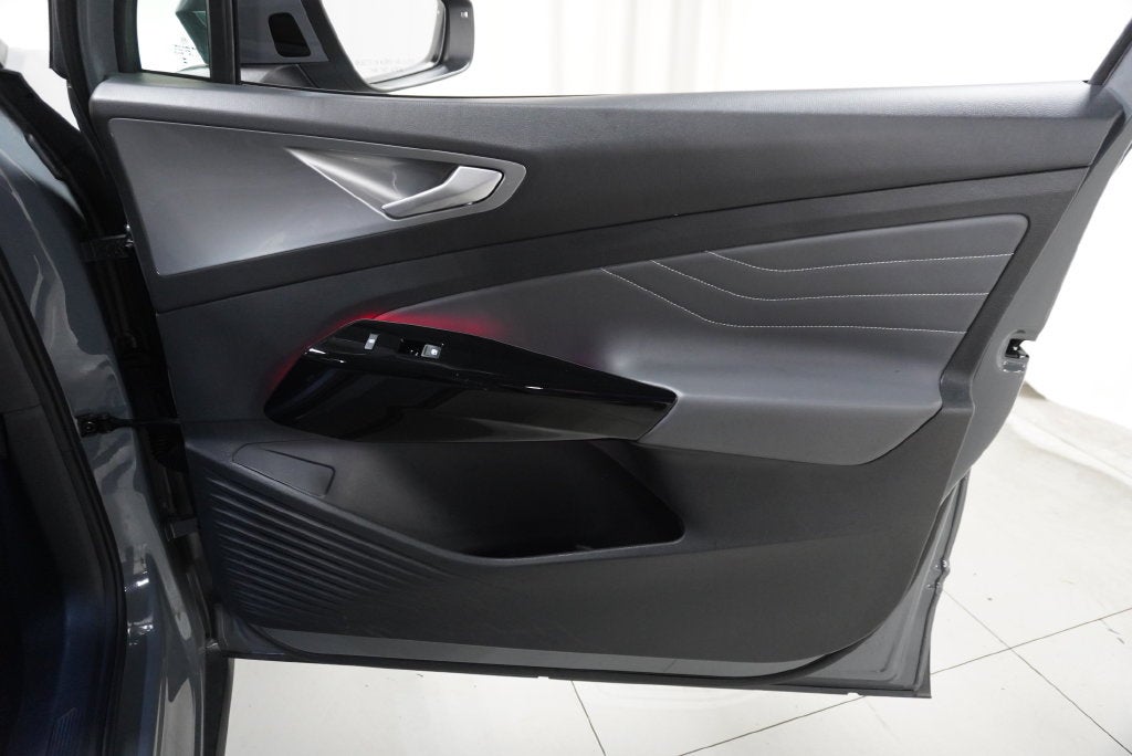 2023 Volkswagen ID.4 Pro S Plus