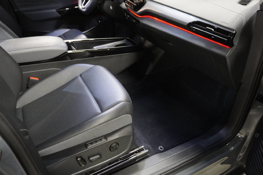 2023 Volkswagen ID.4 Pro S Plus