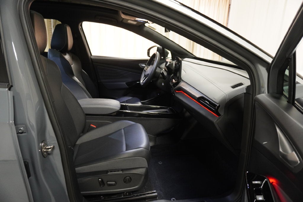 2023 Volkswagen ID.4 Pro S Plus