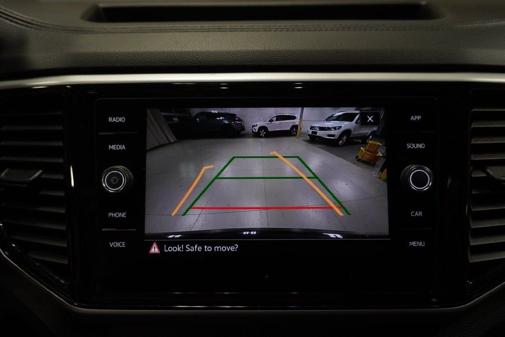2023 Volkswagen Atlas Cross Sport 3.6L V6 SE w/Technology
