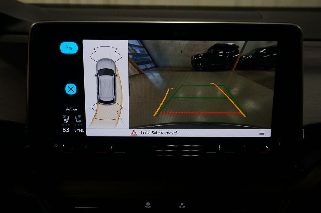 2025 Volkswagen Atlas Cross Sport 2.0T SE w/Technology