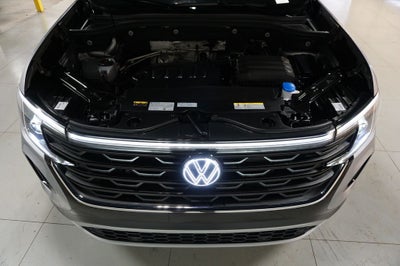 2025 Volkswagen Atlas Cross Sport 2.0T SE w/Technology