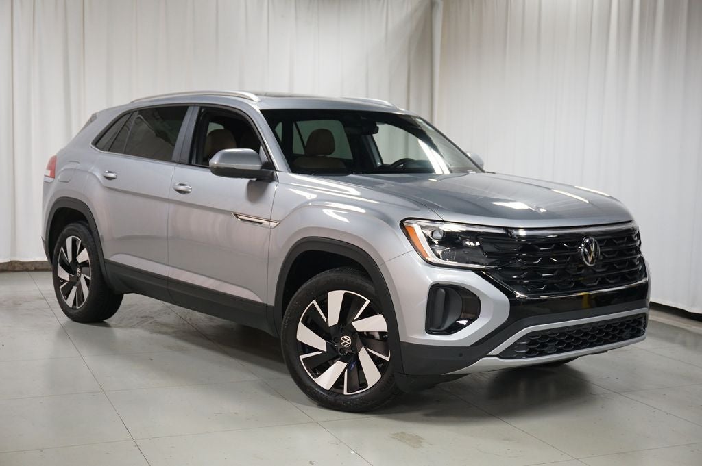 2025 Volkswagen Atlas Cross Sport 2.0T SE w/Technology