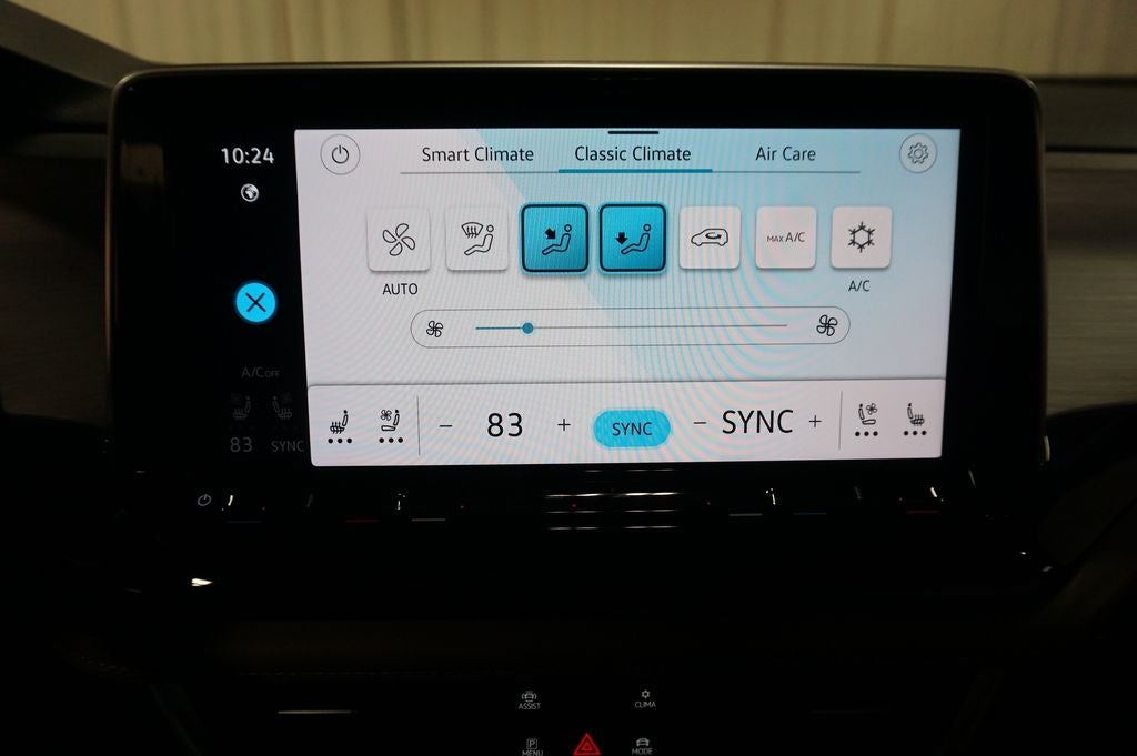 2025 Volkswagen Atlas Cross Sport 2.0T SE w/Technology