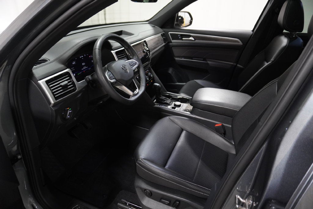 2023 Volkswagen Atlas Cross Sport 3.6L V6 SE w/Technology