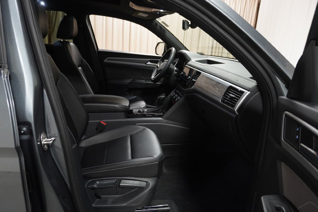 2023 Volkswagen Atlas Cross Sport 3.6L V6 SE w/Technology
