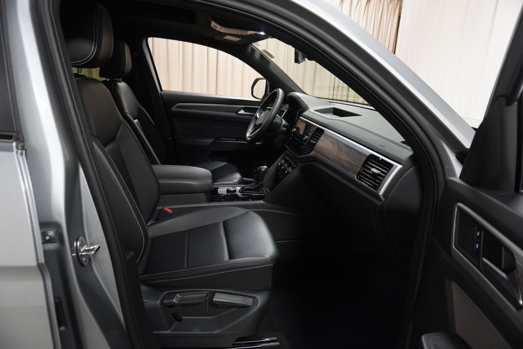 2023 Volkswagen Atlas Cross Sport 3.6L V6 SE w/Technology