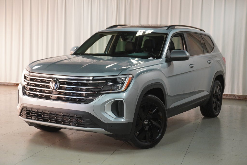 2026 Volkswagen Atlas SE w/Technology