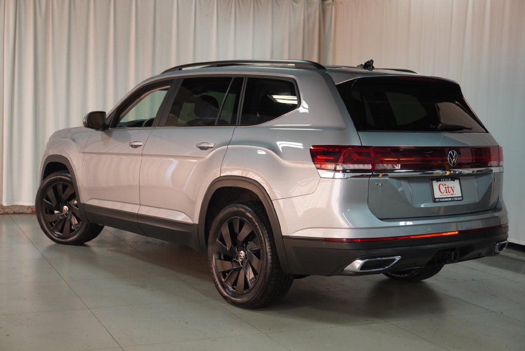 2026 Volkswagen Atlas SE w/Technology