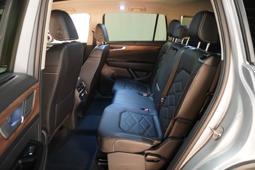 2026 Volkswagen Atlas SE w/Technology