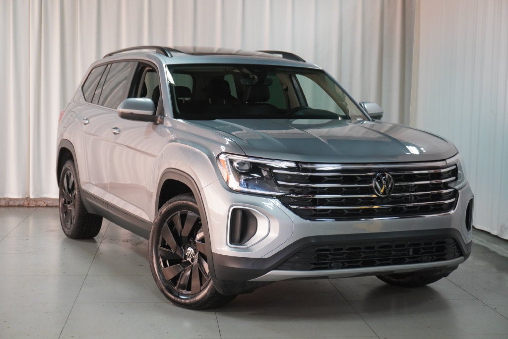 2026 Volkswagen Atlas SE w/Technology