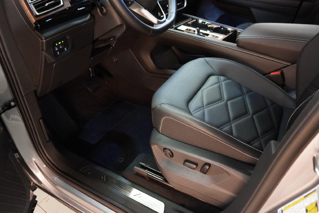 2026 Volkswagen Atlas SE w/Technology