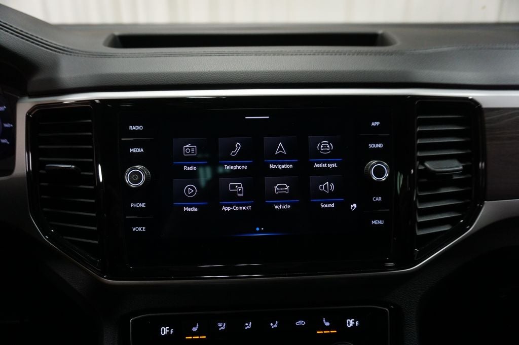 2023 Volkswagen Atlas 3.6L V6 SE w/Technology