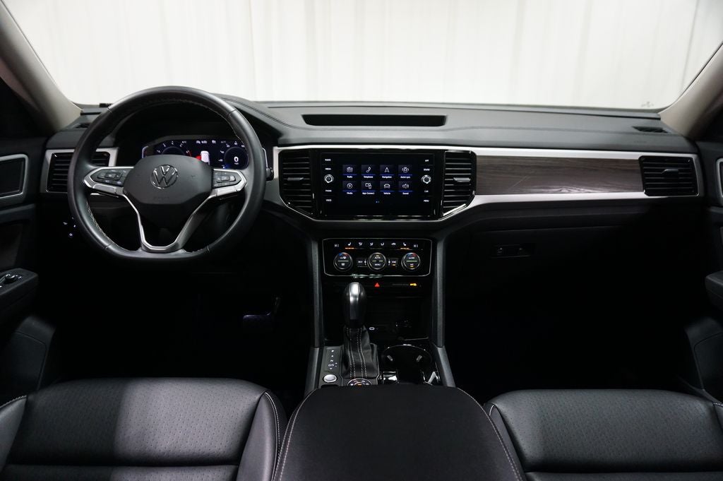 2022 Volkswagen Atlas 3.6L V6 SE w/Technology