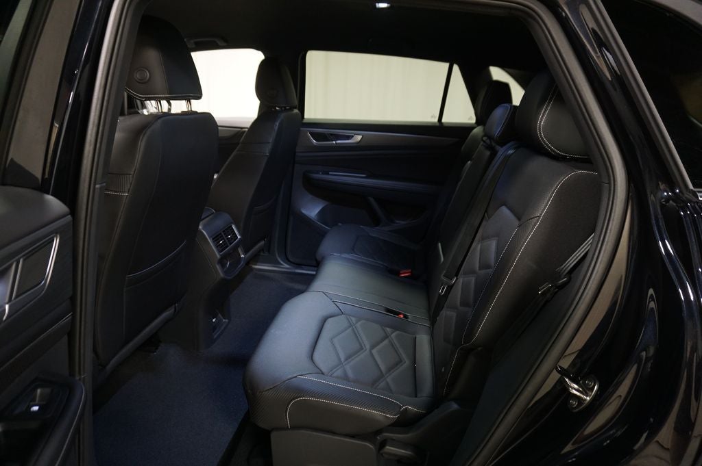 2026 Volkswagen Atlas Cross Sport 2.0T SE