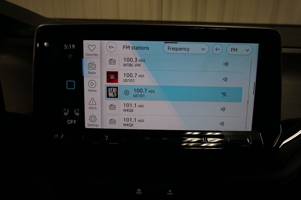 2026 Volkswagen Atlas Cross Sport 2.0T SE