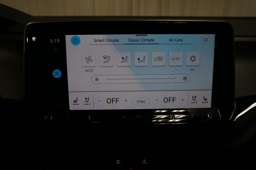 2026 Volkswagen Atlas Cross Sport 2.0T SE