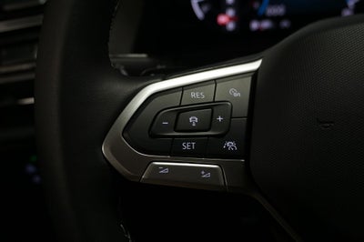 2026 Volkswagen Atlas Cross Sport 2.0T SE