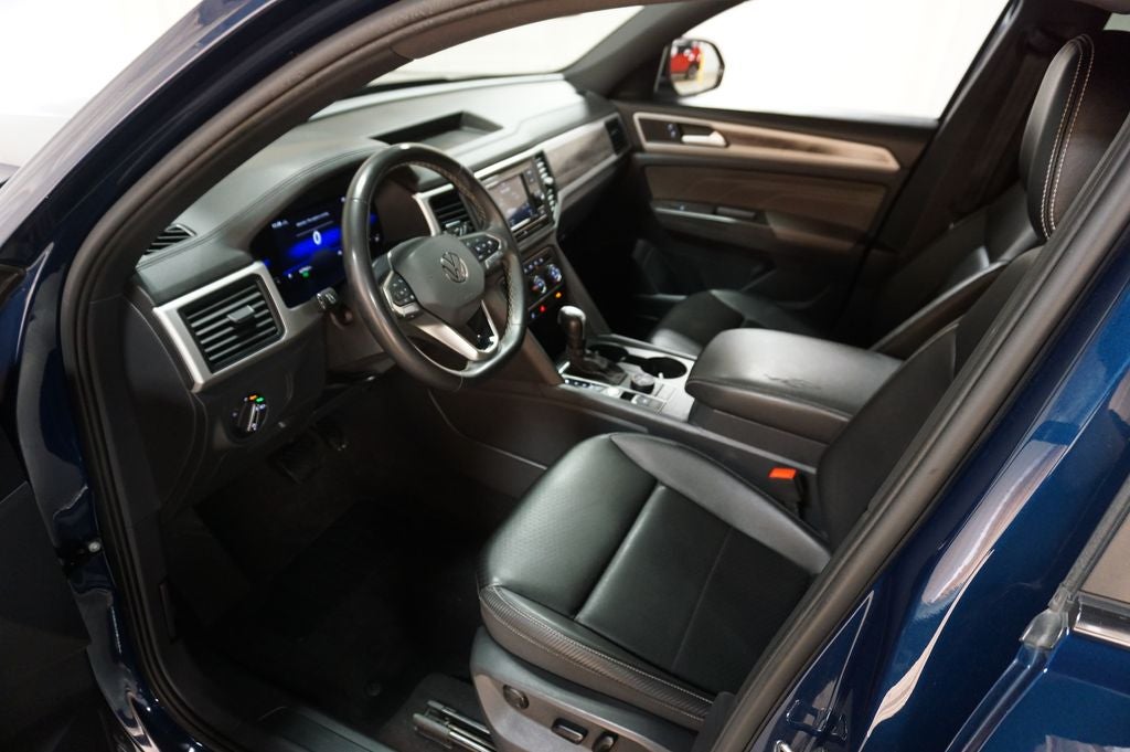 2023 Volkswagen Atlas Cross Sport 2.0T SE