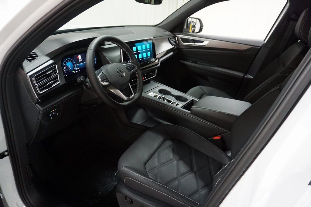 2026 Volkswagen Atlas Cross Sport 2.0T SE