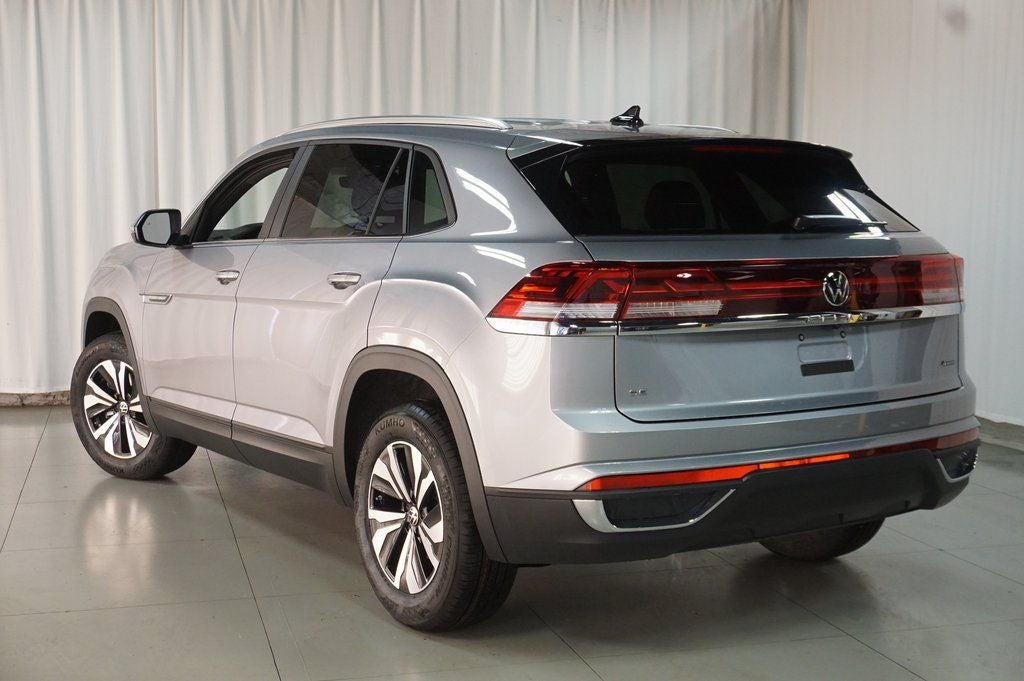 2026 Volkswagen Atlas Cross Sport 2.0T SE