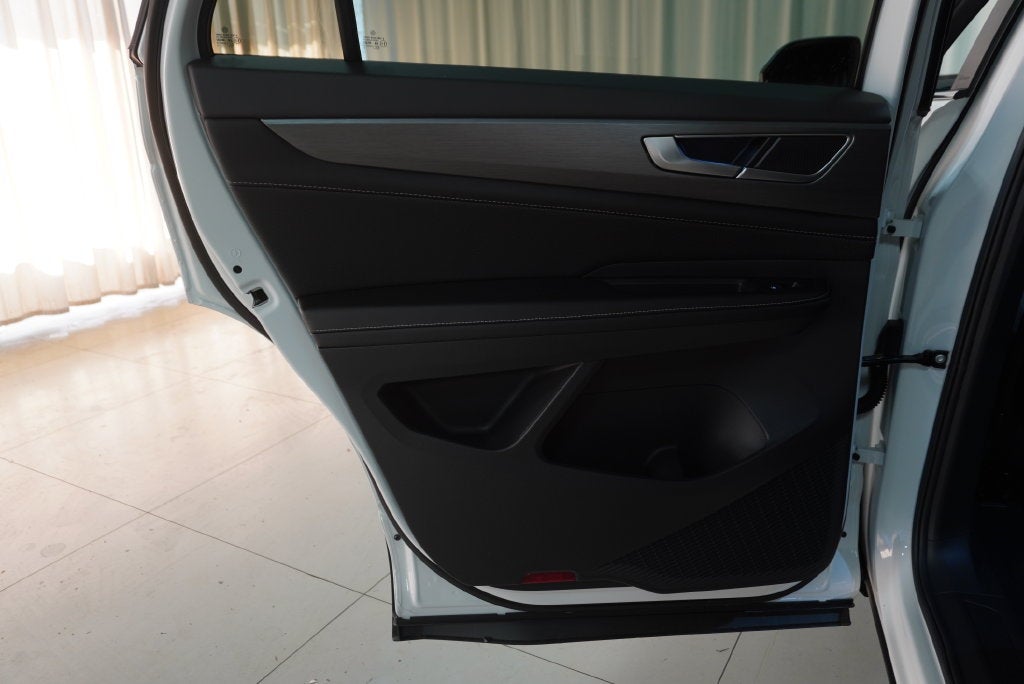 2026 Volkswagen Atlas Cross Sport SE