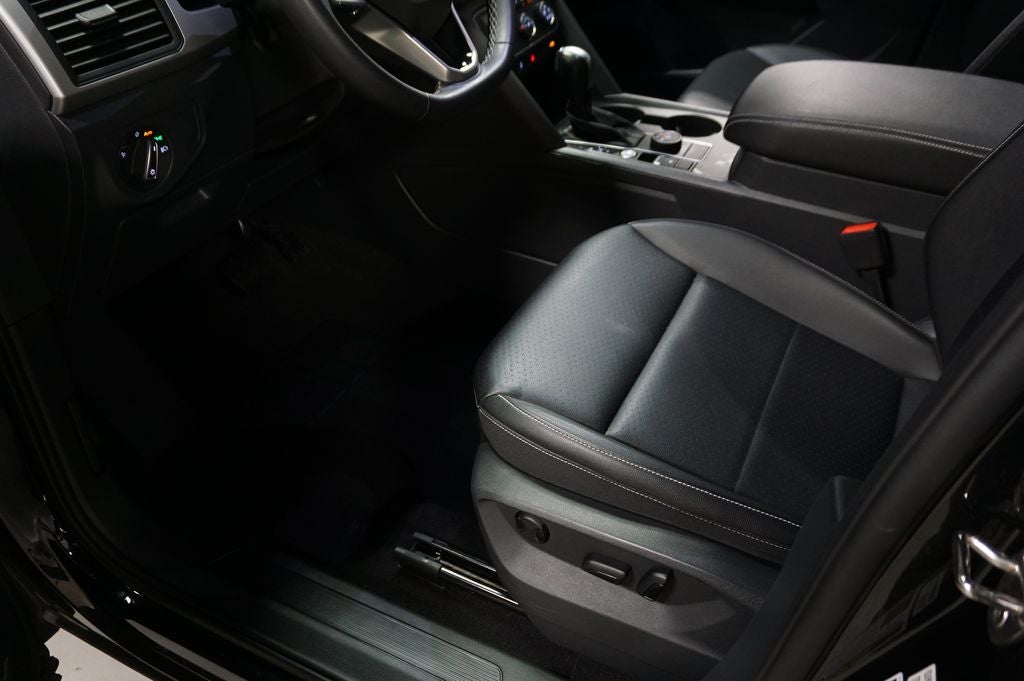 2023 Volkswagen Atlas 2.0T SE