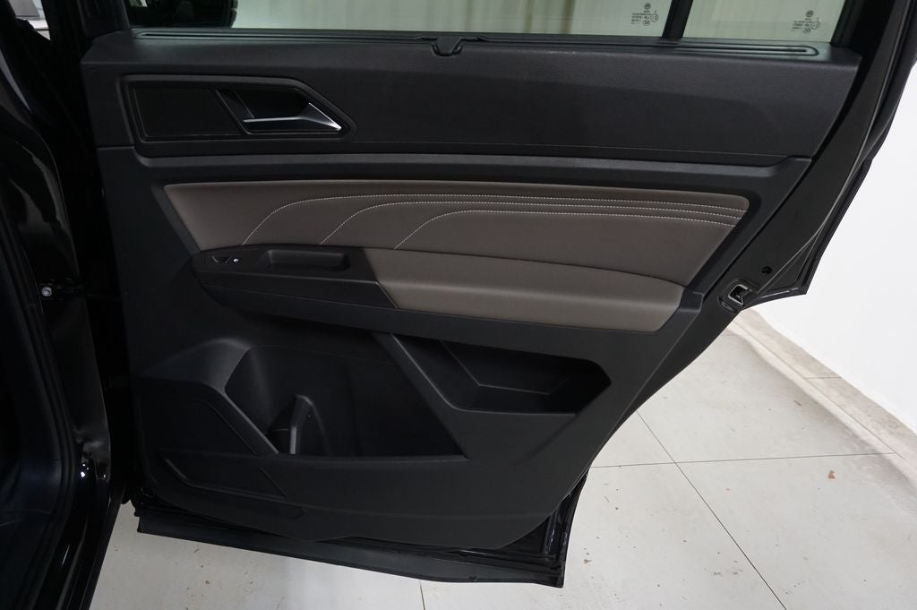 2023 Volkswagen Atlas 2.0T SE